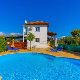Villa Arsinoe Finiki, hotelli kohteessa Polis Chrysochous
