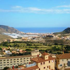 Apartamentos Deluxe Roquetas de Mar con Golf y Piscina Climatizada, Parking privado