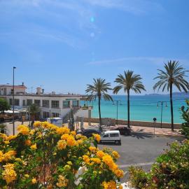 Apartment Atarazanas by Interhome