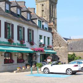 Les Voyageurs, hotel u gradu 'Sizun'