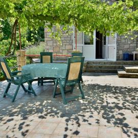 Holiday Home Ratimir by Interhome, hotel u Rogaču