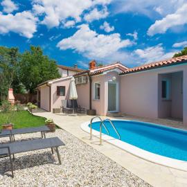 Holiday Home Lino by Interhome, hotel Štinjanban