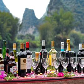 Yangshuo Mountain Retreat