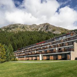 Nira Alpina, готель у місті Сільваплана