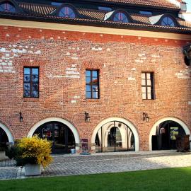 Dom Gości Opactwa Benedyktynów