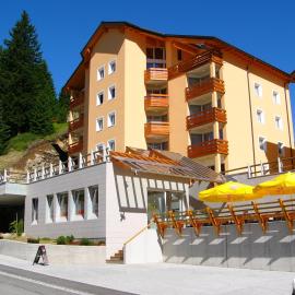 Hotel-Aparthotel San Bernardino, hotel in San Bernardino