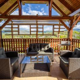 Holiday Home Blue Sky