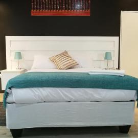 Double L Guest Lodge Palapye: Palapye şehrinde bir otel