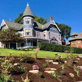 The Hancock House Bed & Breakfast Inn, hotell i Dubuque