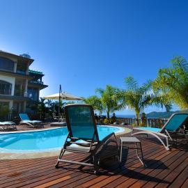Ocean Terrace, hotel sa Anse Royale