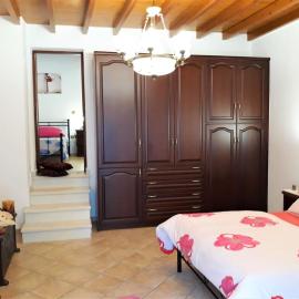 Apiranthos Diamond Maisonette in Naxos (3 BDRM), hotel ad Apérathos