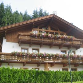 Alberta's Ferienhaus, Hotel in Heinfels