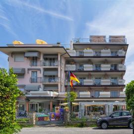 Hotel Residence Villa Marzia, hotel v destinácii Marina di Pietrasanta