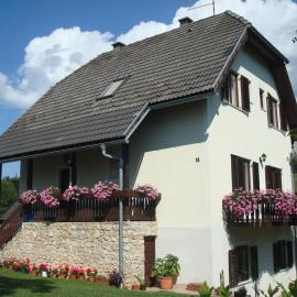 House Milan, מלון ברסטובקה