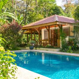 Casa Merlin Yoga & Welness Hotel, Hotel in Puerto Viejo