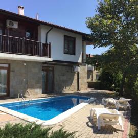 HillTop Villa, hotel u gradu Burgas