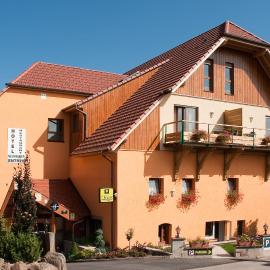 Logis Hôtel Restaurant Neuhauser, hotel in La Broque