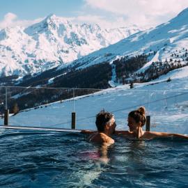 Hotel Enzian Hochsölden Superior、ゼルデンのホテル