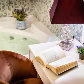 Fior Di Loto Rooms, хотел в Каляри