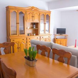 APARTAMENTO LOS NARCISOS, hotel Chulillában