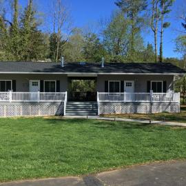 Brookside Cottages, Hotel in Waynesville