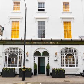 PubLove @ The White Ferry, Victoria, hotel din Londra