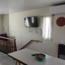 Hermoso loft con balcón y terraza, hotel in Olavarría
