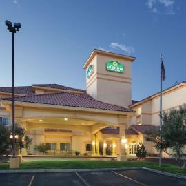 Albuquerque में, होटल La Quinta Inn & Suites by Wyndham Albuquerque Midtown