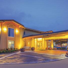 La Quinta Inn by Wyndham Moline Airport, hotel i Moline