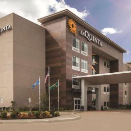 La Quinta by Wyndham Mobile, hotelli kohteessa Mobile