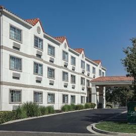 Viesnīca La Quinta by Wyndham Davis pilsētā Deivisa