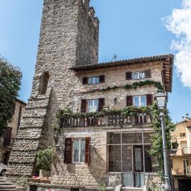 La Rosa di Francesco Inn, hotel v destinaci Valfabbrica