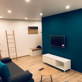 TF Apartment світло 24 на 7 двокімнатні апартаменти в центрі міста, hotel in Poltava
