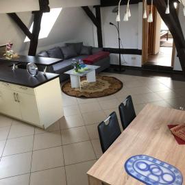 Ferienwohnung am Rande der Dübener Heide، فندق في Laußig