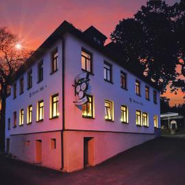 Landhotel Weisses Röß`l, hotel em Adorf