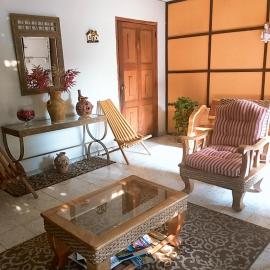 Hostal Doña Marta, hotel in San Salvador