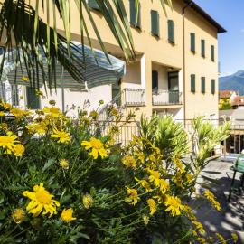 Hotel Lauro, hotel a Gravedona
