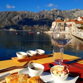 Apartmani Armonia, hotel in Perast
