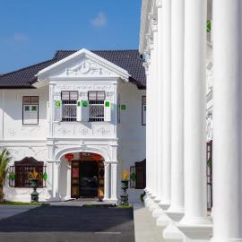 Sound Gallery House Phuket Town