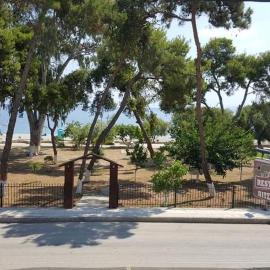 Ενοικιαζόμενα Δωμάτια Πιτσαδιώτη, hotel em Kiato