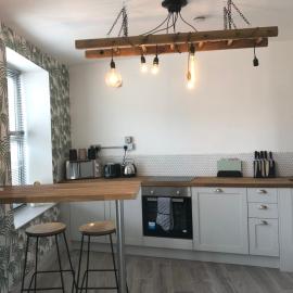 High St. Hideout, hotel in Caernarfon