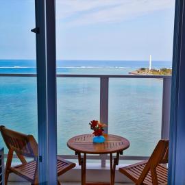 Beach Front Tower Mihama by DSH, hotel u gradu 'Chatan'