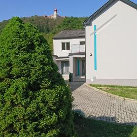 Ferienwohnung Deisenberger โรงแรมในFurth