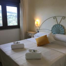Hotel Sorgente, hotell sihtkohas Aglientu