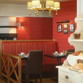 Viesnīca Hotel Internos pilsētā De Hāna
