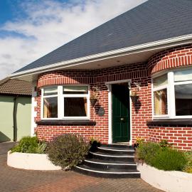Lissadell Holiday Apartment, hotel in Buncrana