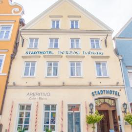 Stadthotel Herzog Ludwig – hotel w mieście Landshut