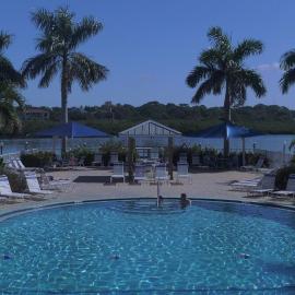 Barefoot Beach Resort，清水海灘的飯店