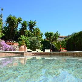 ARTS HOUSE - Cabrils, Maresme, Barcelona, hotel Cabrilsban