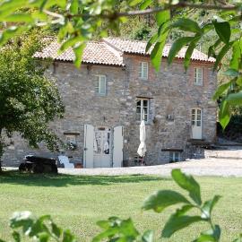 Country-chic b&b, wellness and home restaurant "Il Pozzo e la Macina", hotel en Bardi